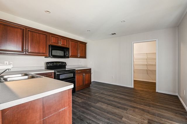 10765 Braemoor Drive, Fort Worth, TX 76052