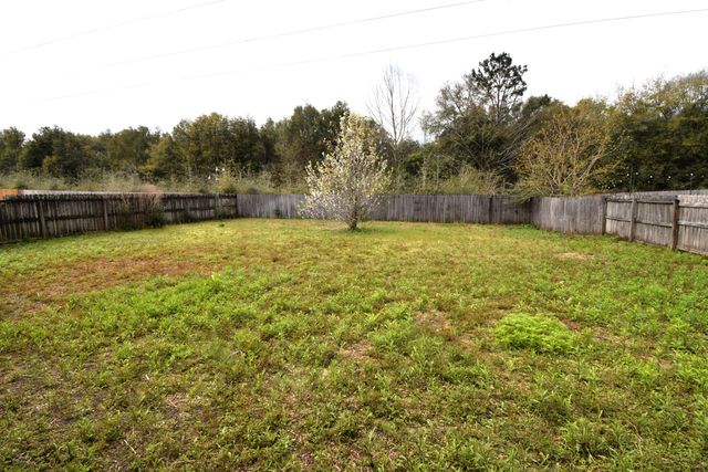 111 Trailwood Lane, Crestview, FL 32539