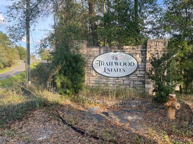 111 Trailwood Lane, Crestview, FL 32539