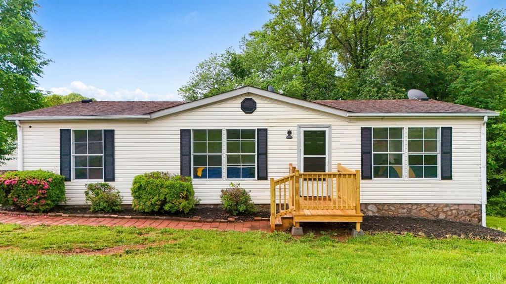 Image 1 of property listing at 581 Old Wright Shop Road, Madison Heights, VA 24572