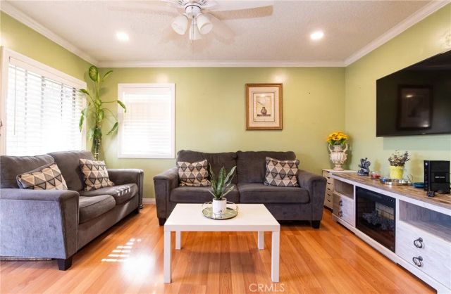 2121 E Shauer, Compton, CA 90222