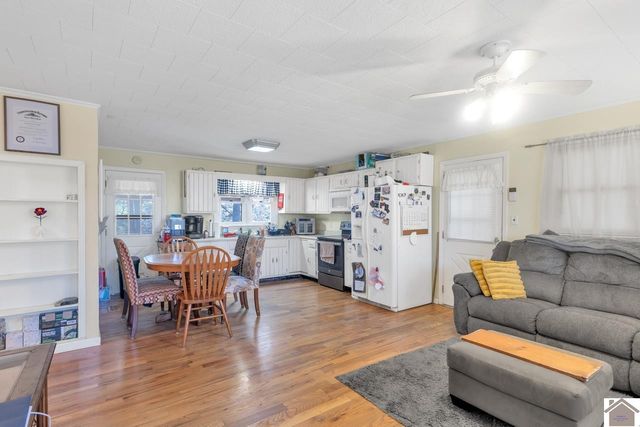 1303 Beal Rd, Hardin, KY 42048