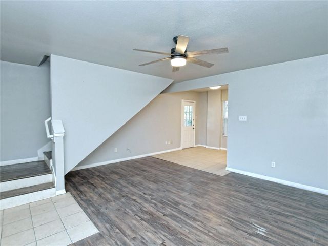 6121 Ponca ST A, Austin, TX 78741