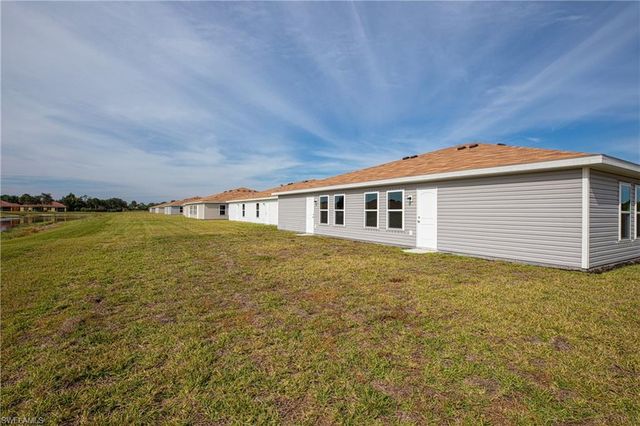 18295 Gibraltar LN, Lehigh Acres, FL 33936
