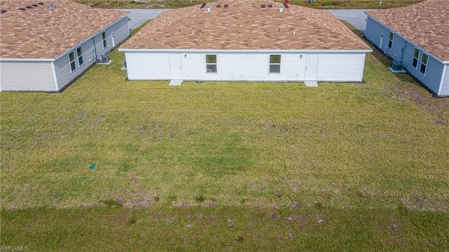 18295 Gibraltar LN, Lehigh Acres, FL 33936