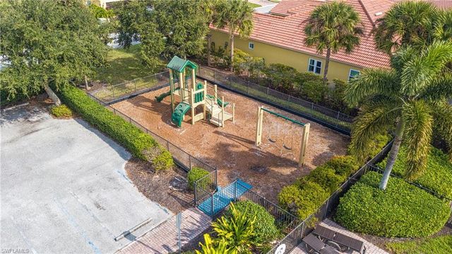 18295 Gibraltar LN, Lehigh Acres, FL 33936