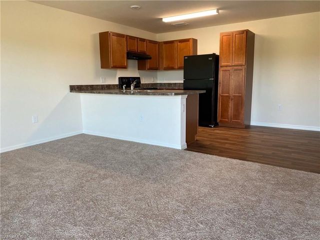 18295 Gibraltar LN, Lehigh Acres, FL 33936