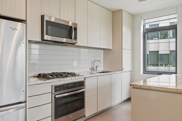 80-82 Fenwood Road 804, Boston, MA 02115