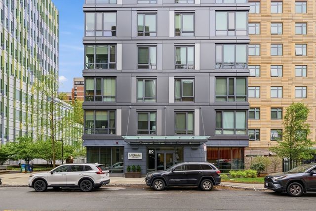 80-82 Fenwood Road 804, Boston, MA 02115