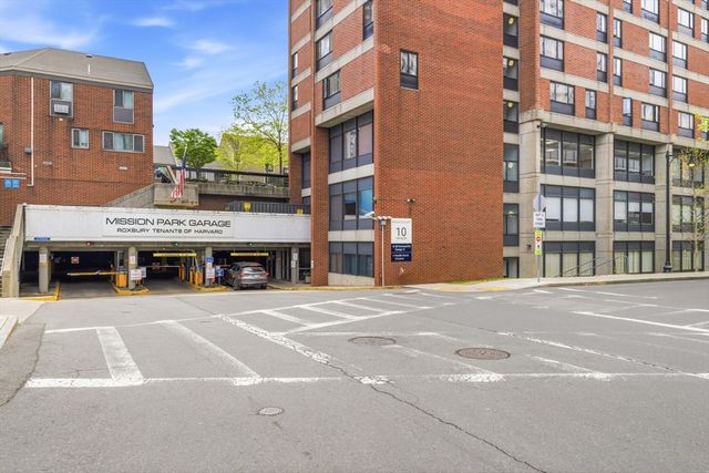 80-82 Fenwood Road 804, Boston, MA 02115