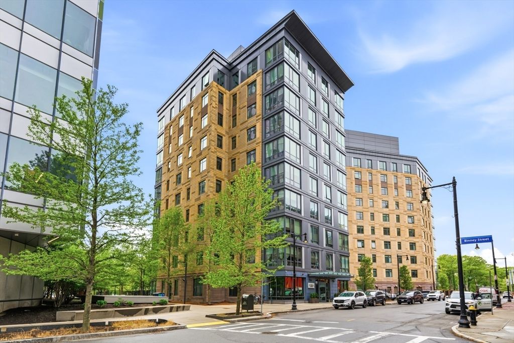 80-82 Fenwood Road 804, Boston, MA 02115