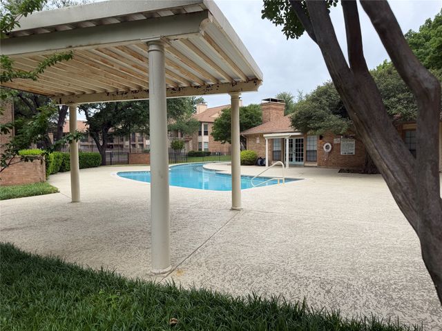 16301 Ledgemont Lane 181, Addison, TX 75001