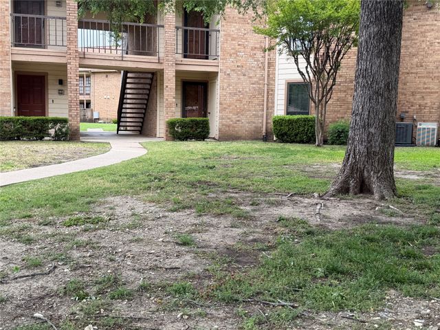 16301 Ledgemont Lane 181, Addison, TX 75001
