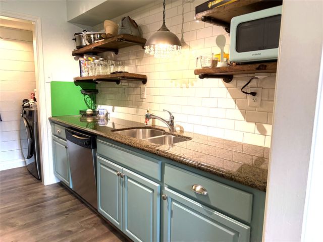 16301 Ledgemont Lane 181, Addison, TX 75001