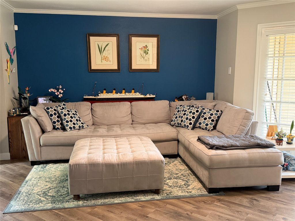 16301 Ledgemont Lane 181, Addison, TX 75001