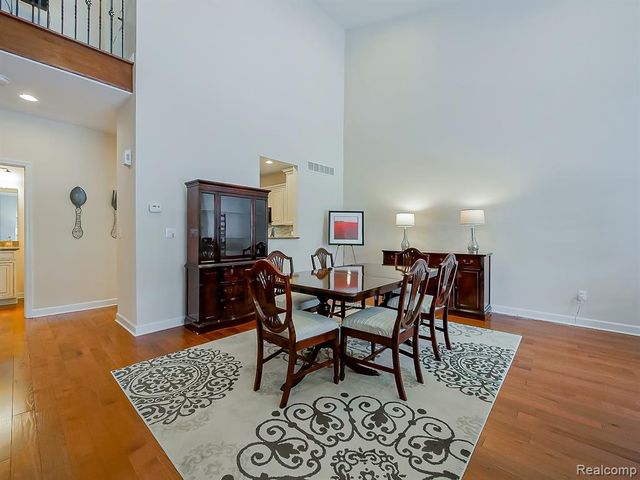 7212 Berry Field, West Bloomfield, MI 48322