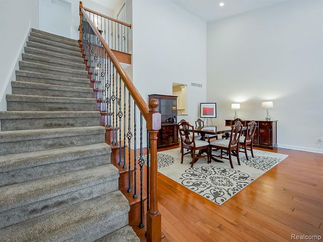 7212 Berry Field, West Bloomfield, MI 48322