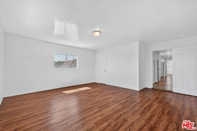 913 E 92nd Street, Los Angeles, CA 90002