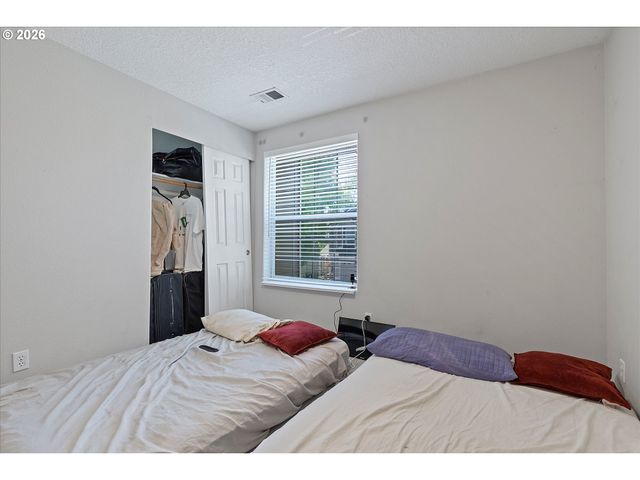 20583 Sw TESORO Ct, Beaverton, OR 97003