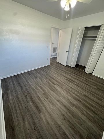 1711-1711 NE 70TH STREET, Ocala, FL 34479