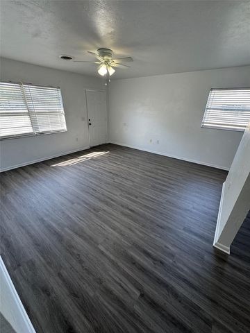 1711-1711 NE 70TH STREET, Ocala, FL 34479