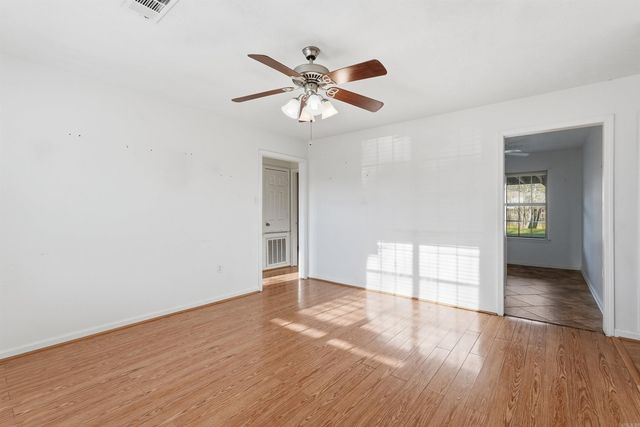 235 Great Falls, Conway, AR 72032