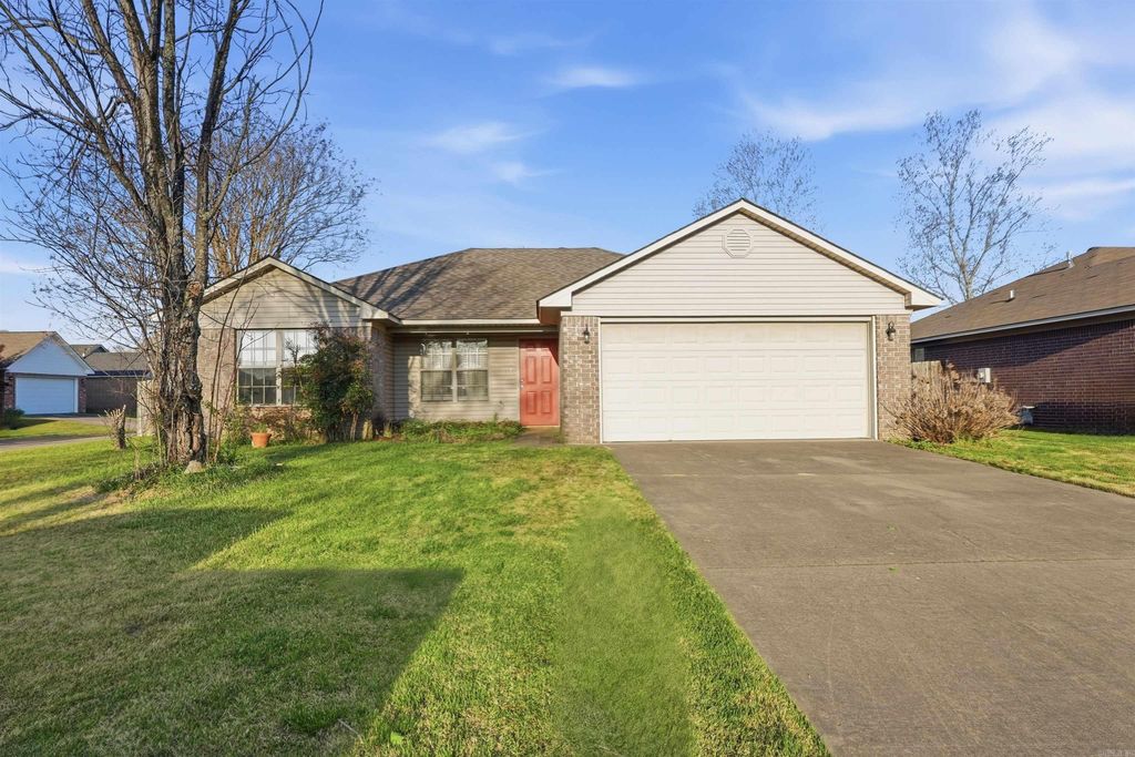 235 Great Falls, Conway, AR 72032