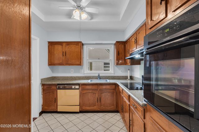 452 Roxbury Lane A, Monroe, NJ 08831