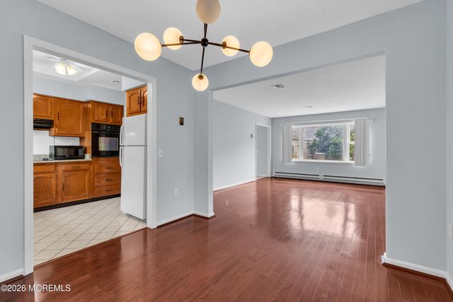452 Roxbury Lane A, Monroe, NJ 08831