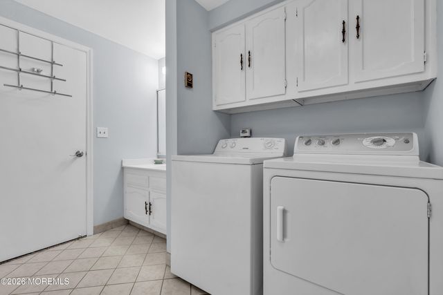 452 Roxbury Lane A, Monroe, NJ 08831