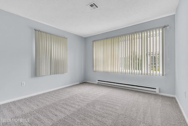 452 Roxbury Lane A, Monroe, NJ 08831