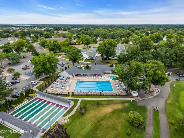 452 Roxbury Lane A, Monroe, NJ 08831