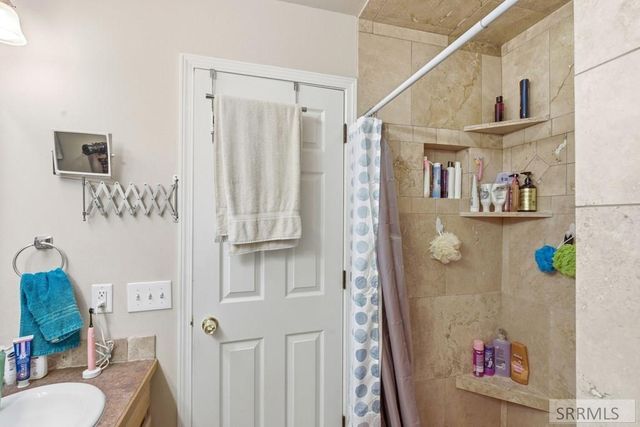430 Dugout Way, Idaho Falls, ID 83401