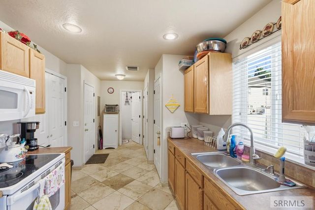 430 Dugout Way, Idaho Falls, ID 83401