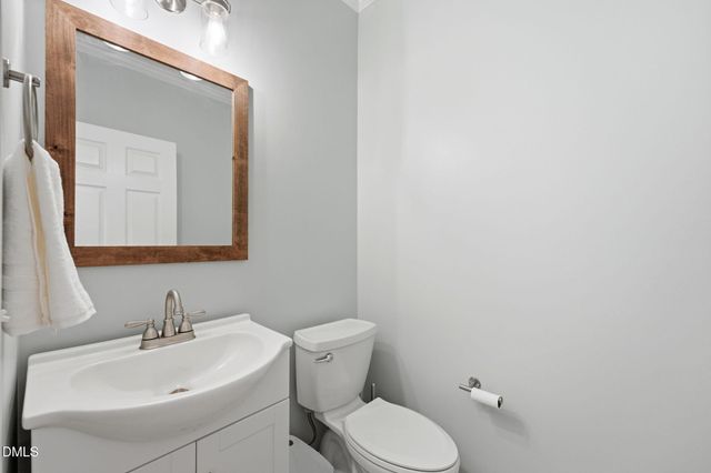 1120 Briarwood Drive, Mebane, NC 27302