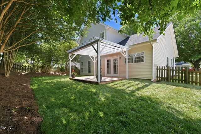 1120 Briarwood Drive, Mebane, NC 27302