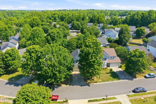 1120 Briarwood Drive, Mebane, NC 27302