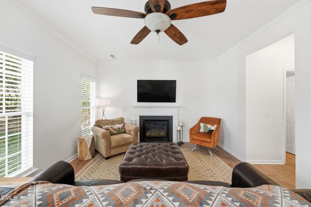 1120 Briarwood Drive, Mebane, NC 27302