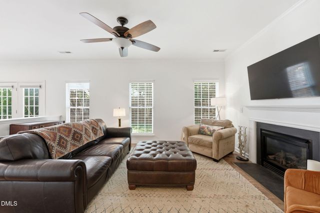 1120 Briarwood Drive, Mebane, NC 27302