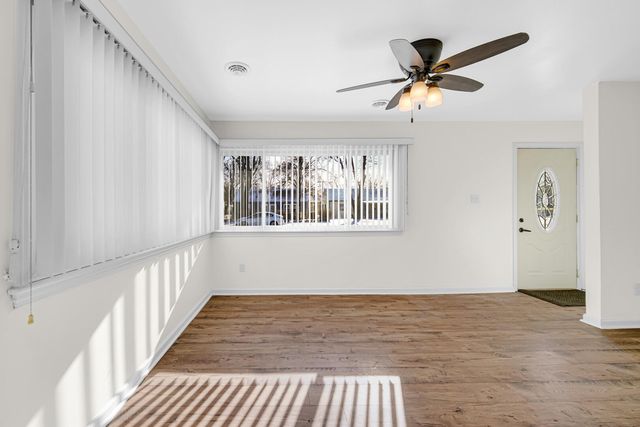 1236 W Cleveland Avenue, Hobart, IN 46342