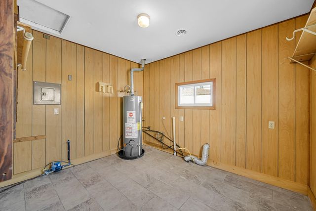 1236 W Cleveland Avenue, Hobart, IN 46342