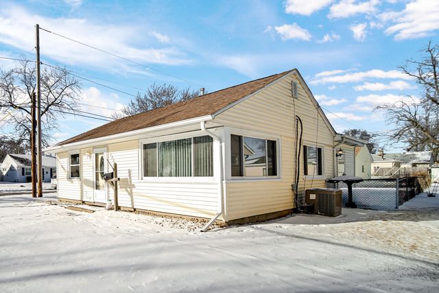 1236 W Cleveland Avenue, Hobart, IN 46342