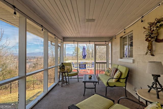 1528 Hillcrest Spur, Hiawassee, GA 30546