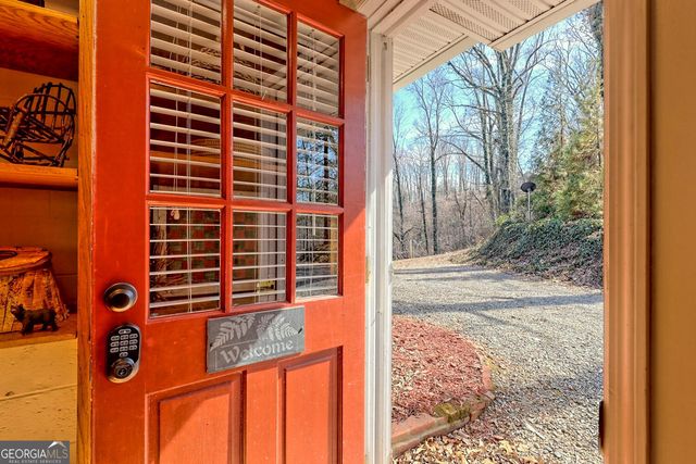 1528 Hillcrest Spur, Hiawassee, GA 30546