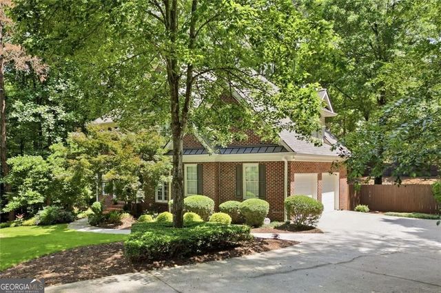 725 Quarterpath Lane, Alpharetta, GA 30004