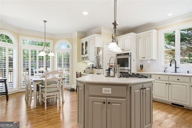 725 Quarterpath Lane, Alpharetta, GA 30004