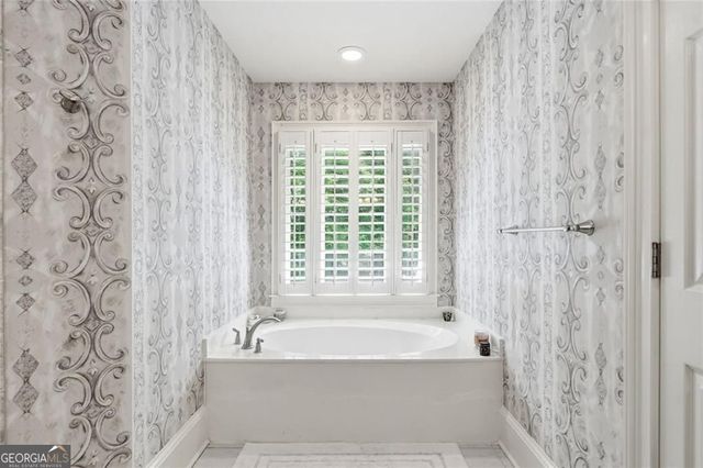 725 Quarterpath Lane, Alpharetta, GA 30004