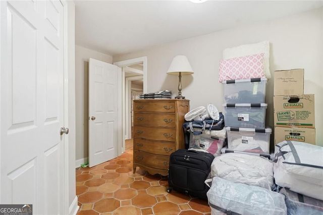 725 Quarterpath Lane, Alpharetta, GA 30004