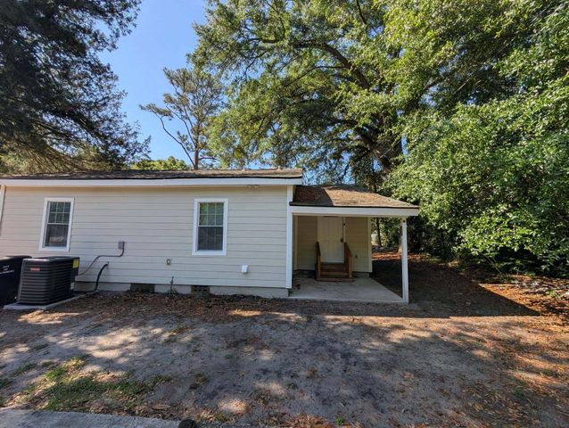 107 Converse Street, Walterboro, SC 29488