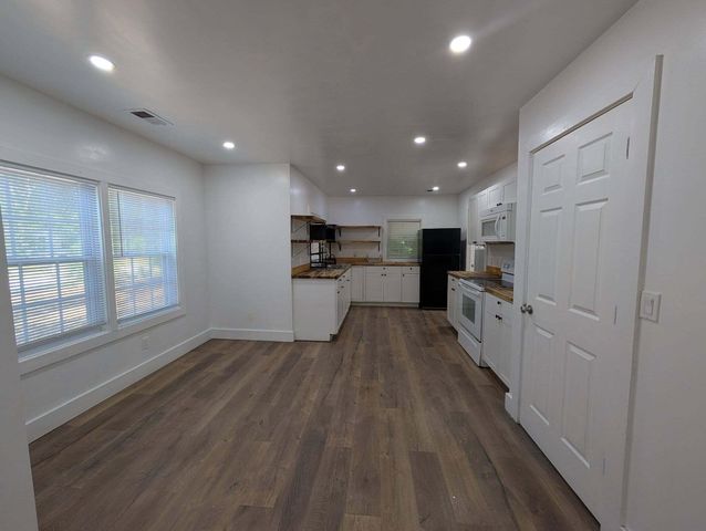 107 Converse Street, Walterboro, SC 29488